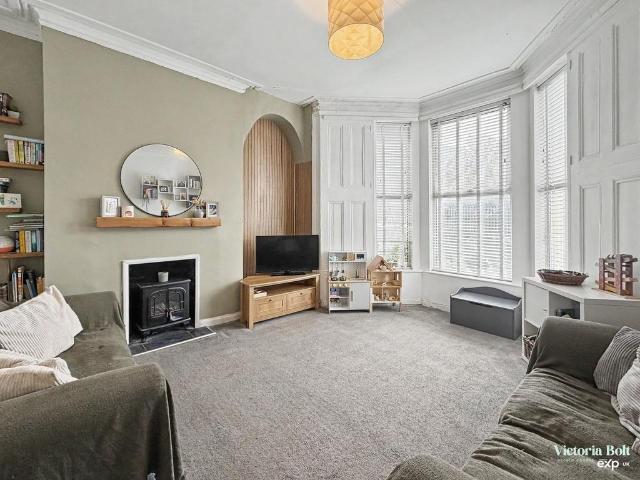 Flat for sale in Mutley, Plymouth