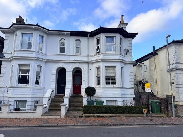 Flat for sale in St James, Sandown Park
