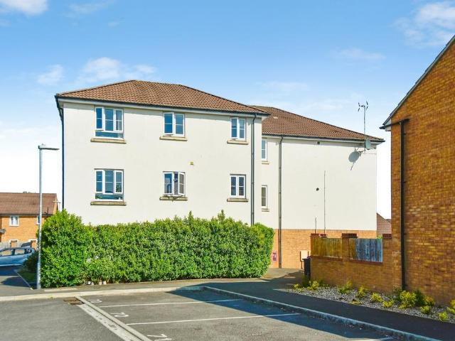 Flat for sale in Calne