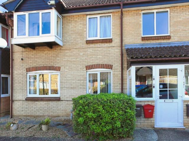 Flat for sale in Peterborough