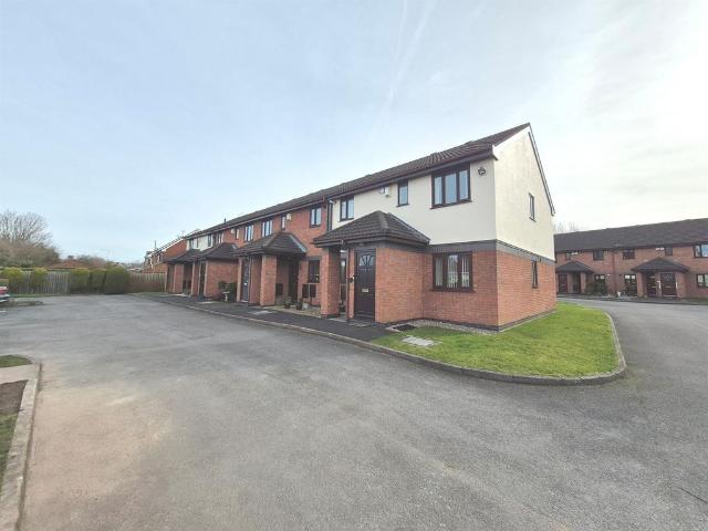 Flat for sale in Greasby, Wirral