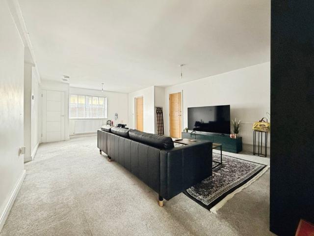 Apartment for rent in Luton, Chatham