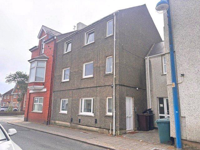 Flat for rent in Pembroke Dock, Wales