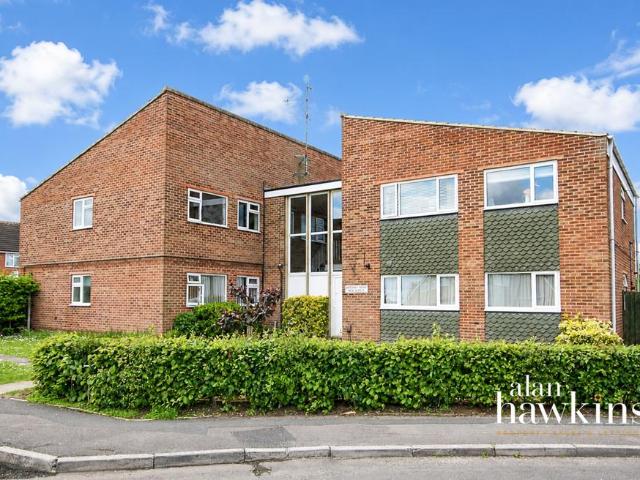 Flat for rent in North Wroughton, Swindon