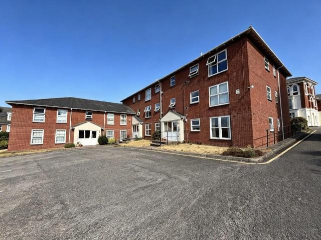 Flat for rent in St Leonards, Watergate