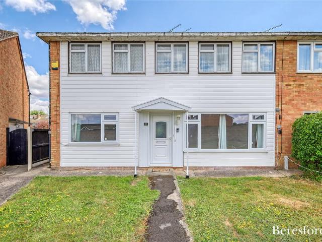 Flat for rent in Queens Park, Billericay