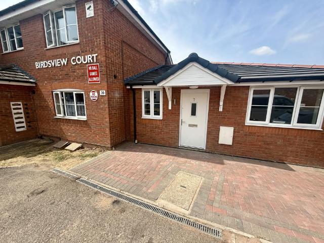 Flat for rent in Red Hill, Worcestershire
