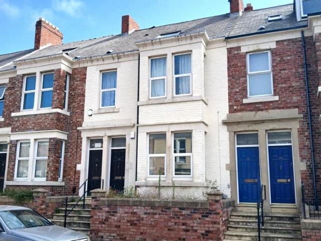 Flat for rent in Bensham, Tyne And Wear