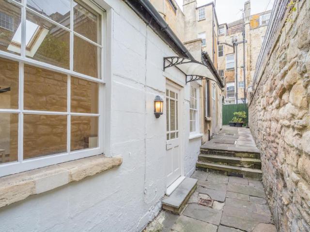 Flat for rent in Kingsmead, Bath