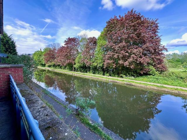 Flat for rent in Elmfield, Isle Of Man