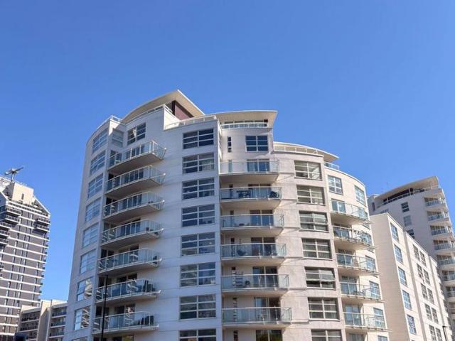 Flat for rent in Blackwall, Greater London