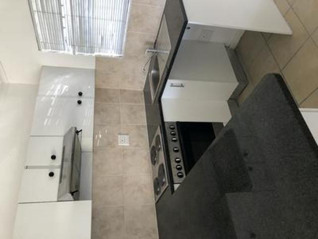 Apartment for sale in Cape Town, Western Cape