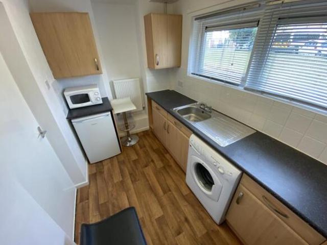 Flat for rent in Batemoor, South Yorkshire