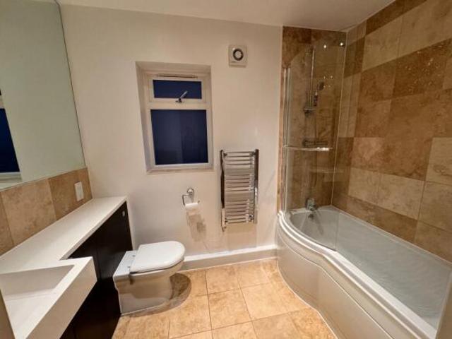 Flat for rent in Boxgrove, Westborough