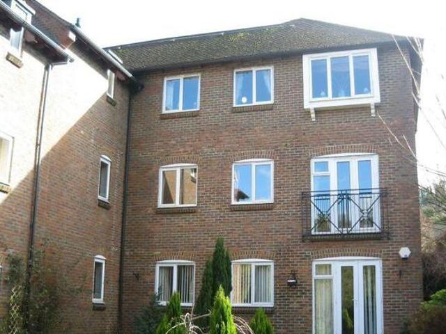 House for rent in Holloway Hill, Fole
