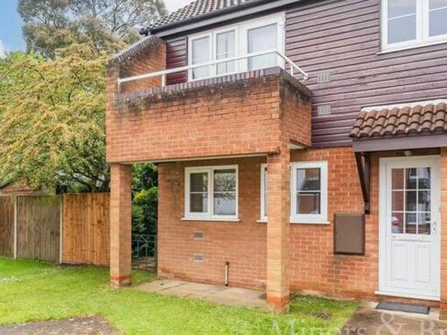 House for rent in Lyons, Greater London