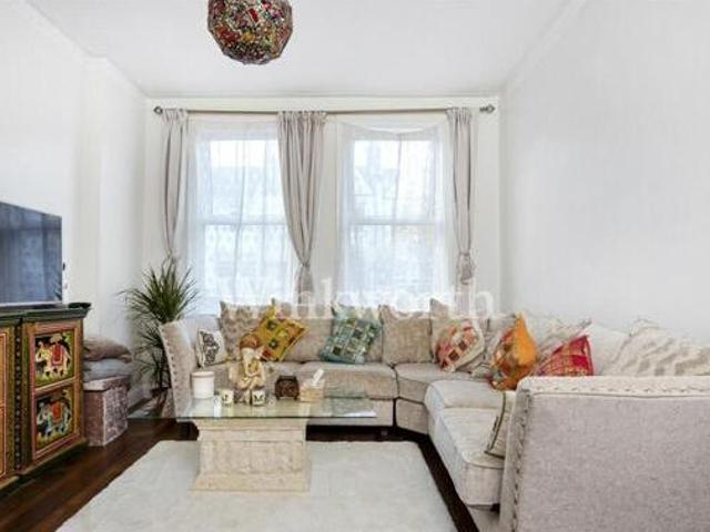 House for rent in Lyons, Greater London