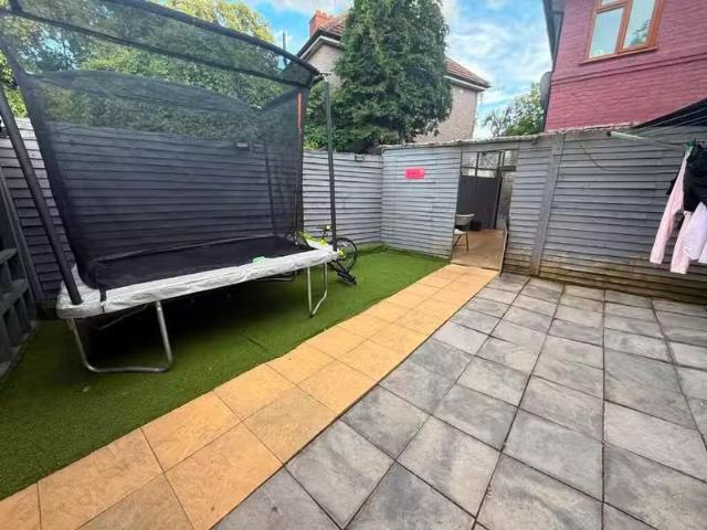 House for rent in Goodmayes, Greater London