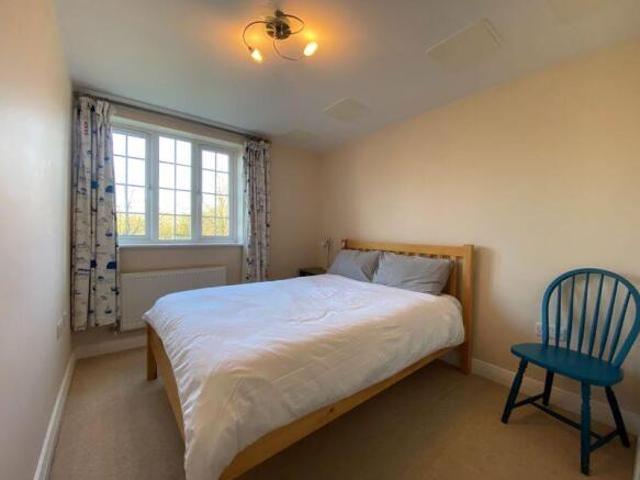 Flat for rent in Littlemore Park, The Slade