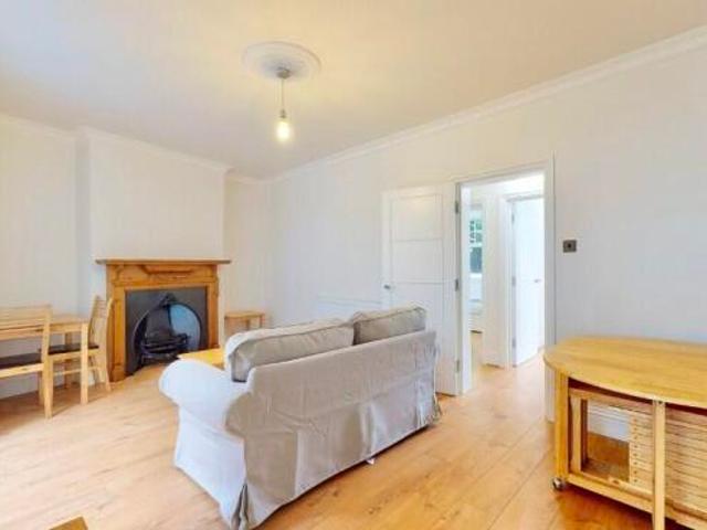 Flat for rent in Cat Hill