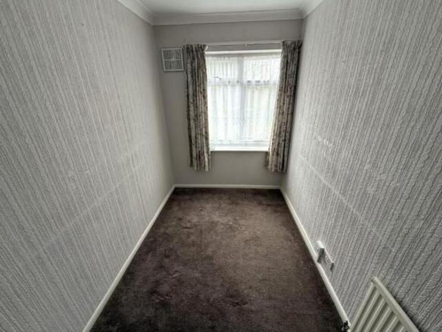 Flat for rent in Northolt, Greater London