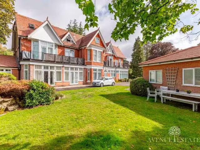 House for rent in Canford Cliffs, Poole