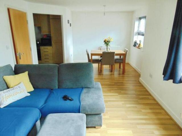 Flat for rent in Bridgefield, Kent
