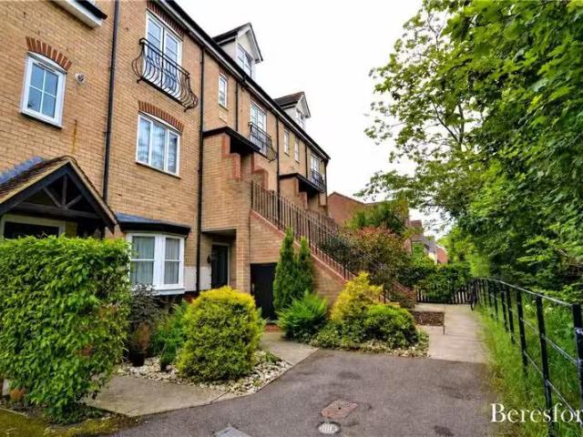 House for rent in Chipping Hill, Essex