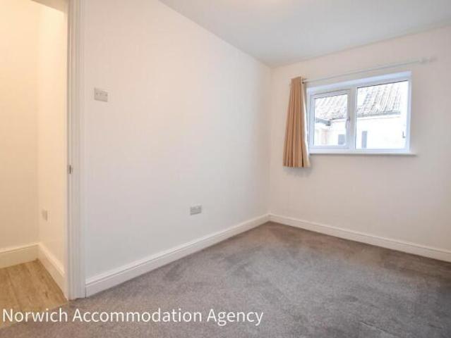 Flat for rent in New Catton, East Bank