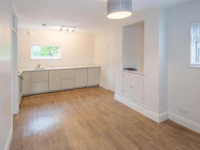 Flat for rent in Dulcote, Bath And North East Somerset