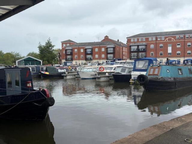 Flat for rent in Diglis, Worcestershire