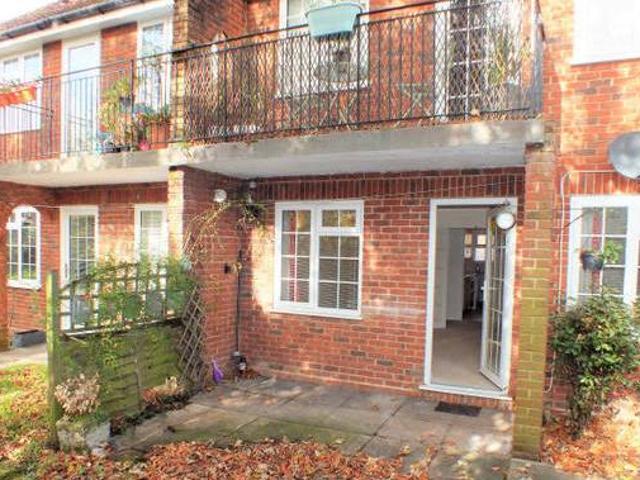 House for rent in Surrey