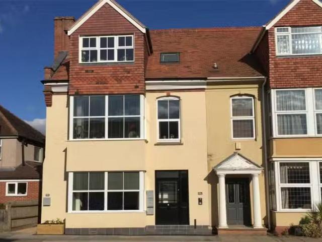 House for rent in Green Close, Warwickshire