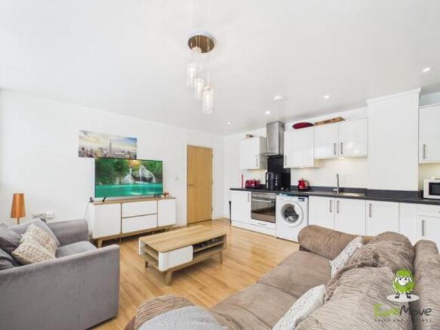Flat for rent in Priest Down, Hampshire