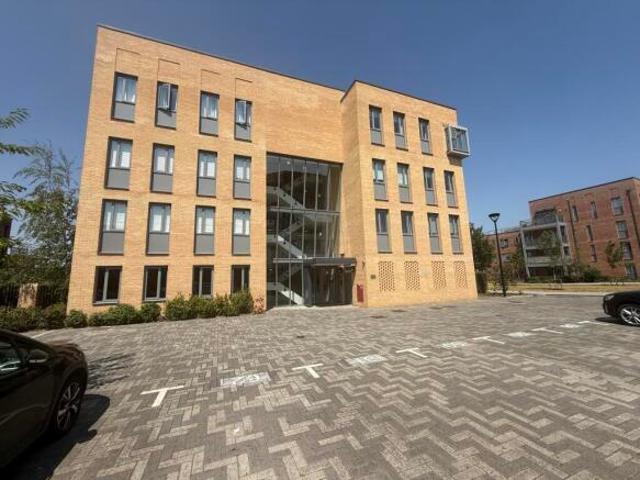 Flat for sale in Arbury, Cambridgeshire