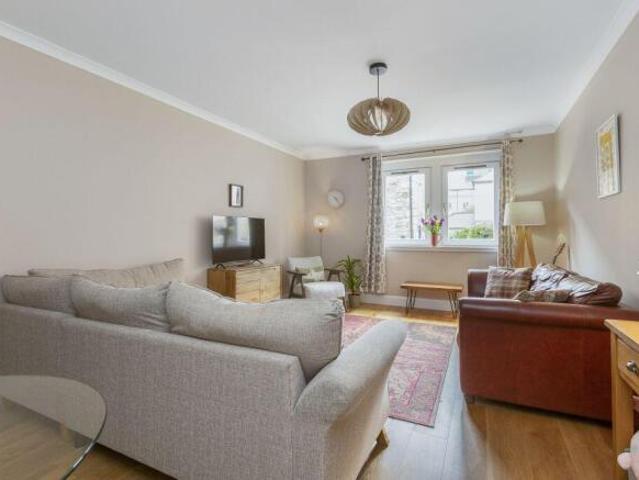 Flat for sale in Stockbridge, Scotland