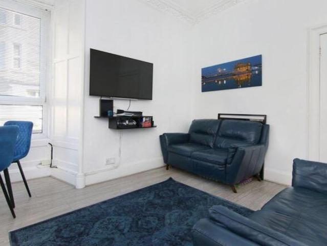 Flat for sale in Meadowbank, Scotland