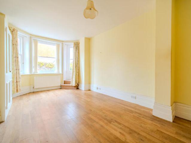 Flat for sale in Eastbourne, East Sussex