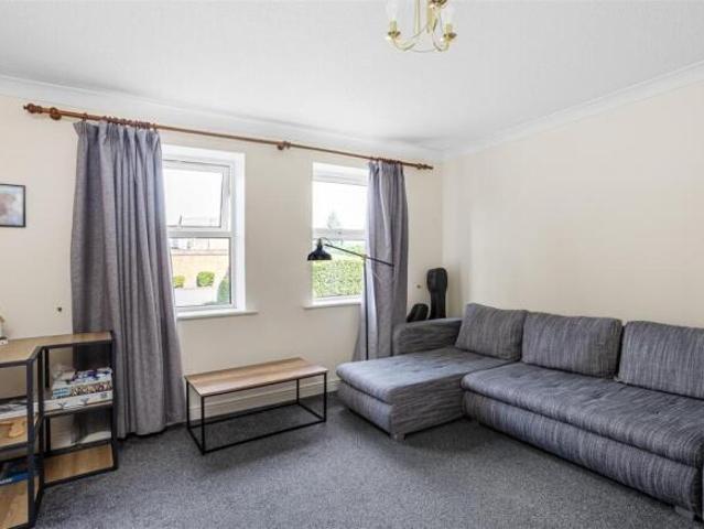 Flat for sale in Foss Islands, High Field
