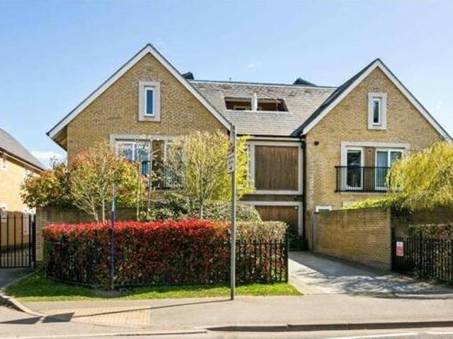 House for sale in Beaconsfield, Knotty Green