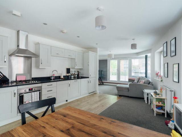 Flat for sale in Worcestershire