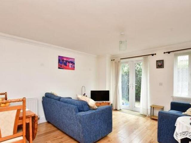 House for sale in Hillview, Surrey