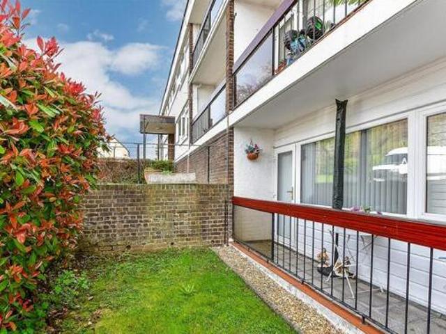House for sale in Chigwell, Epping