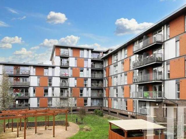 House for sale in Three Bridges, Glynde