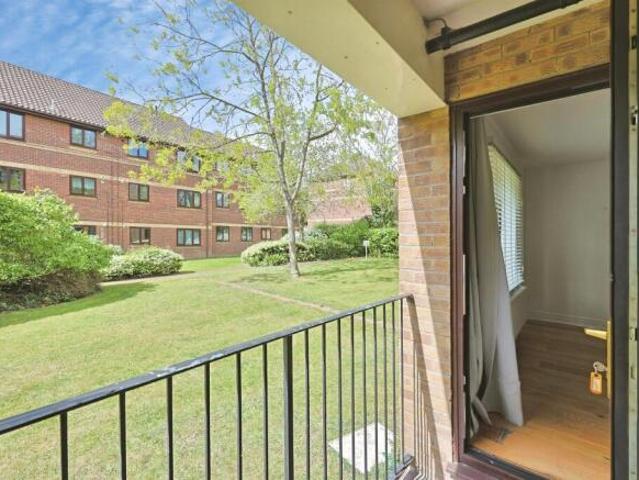 Flat for sale in East Bank, Norfolk