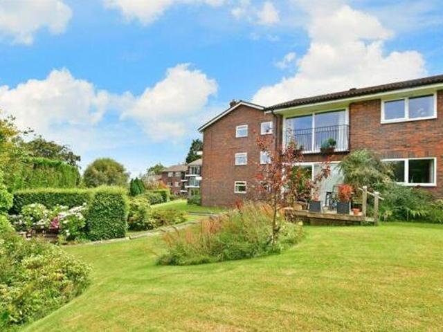 House for sale in Crowborough Warren, Cross In Hand