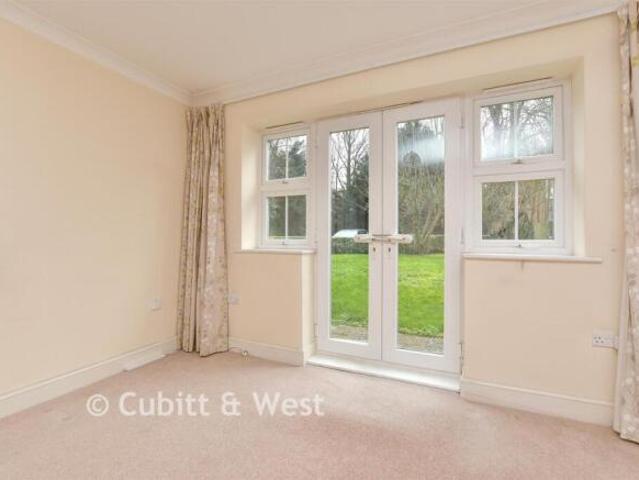 Flat for sale in Greater London