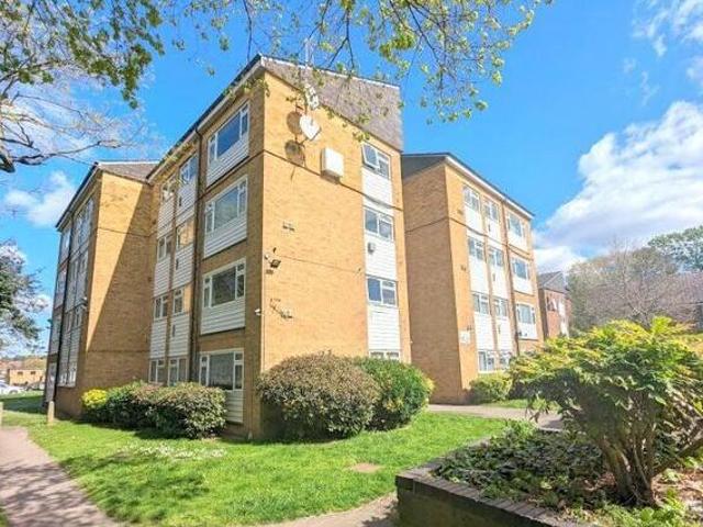 House for sale in London Borough of Hounslow, Feltham