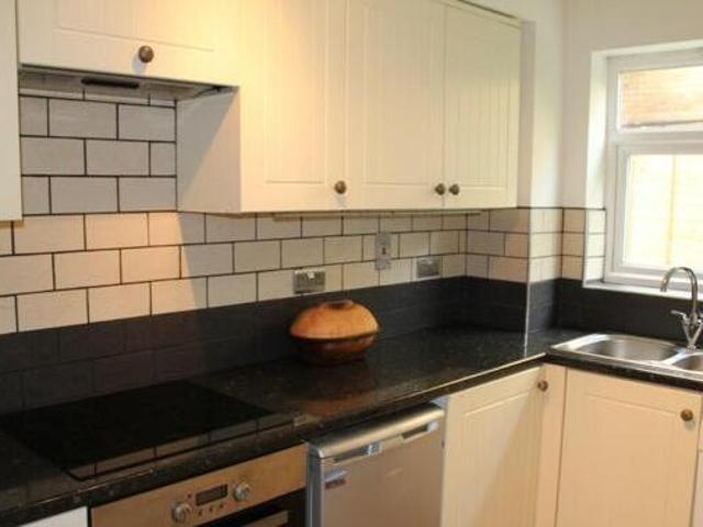 House for sale in Binscombe, Fole