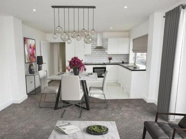 House for sale in Middlecroft, Hampshire